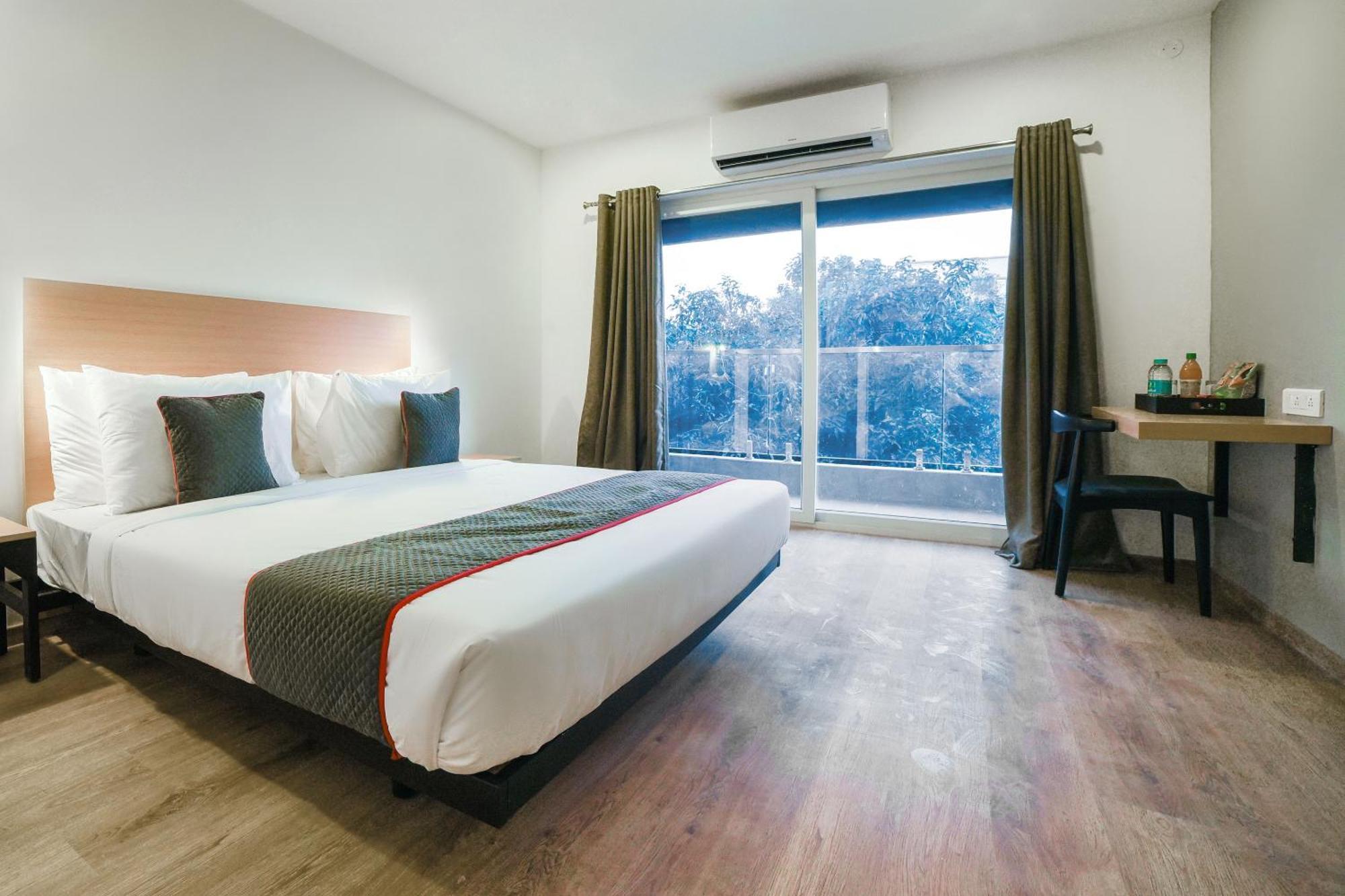 Townhouse 211 Laguna Ecr Near Juhu Beach Chennai Ngoại thất bức ảnh